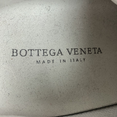 BOTTEGA VENETA Taille 9 Baskets à lacets en cuir matelassé doré
