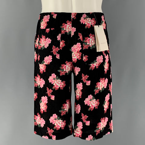 GUCCI Size XS Black Pink Floral Silk Flat Front Shorts