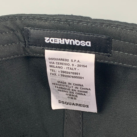 Chapeau en toile brodée rose noir DSQUARED2