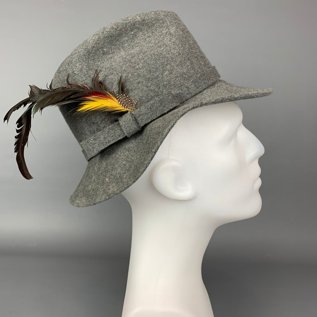 Vintage DOESKIN Gray Felt. Feather Fedoral Hat