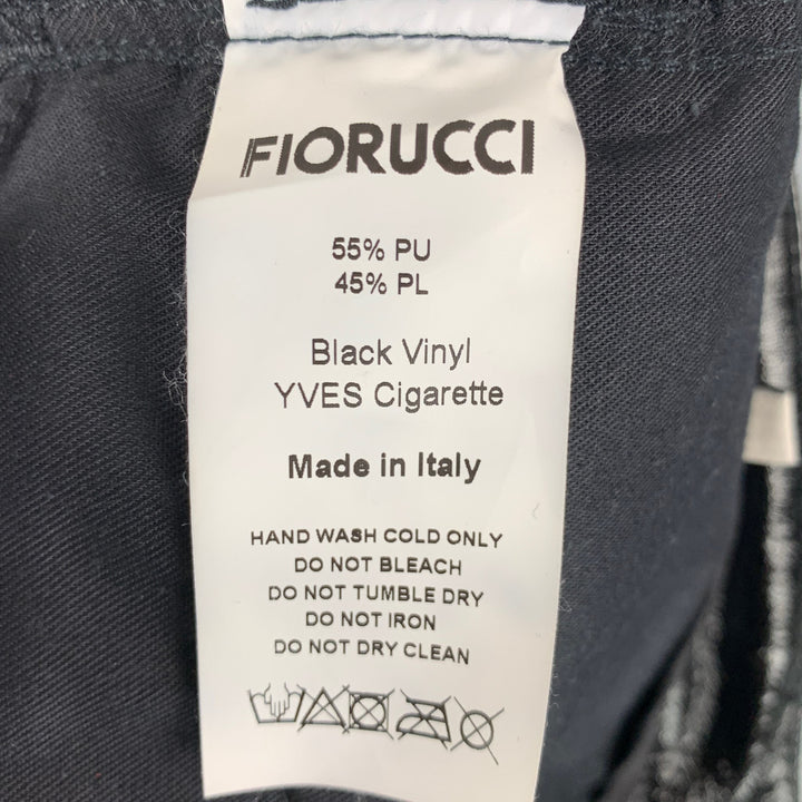 FIORUCCI Talla 29 Pantalones casuales de corte jean de poliuretano / poliéster sólido negro