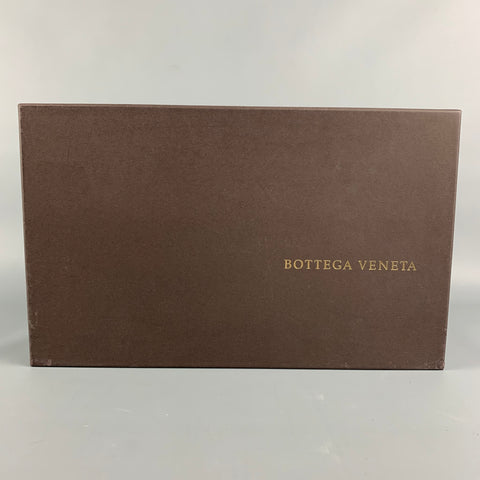 BOTTEGA VENETA Size 8 White & Taupe Leather Sandals