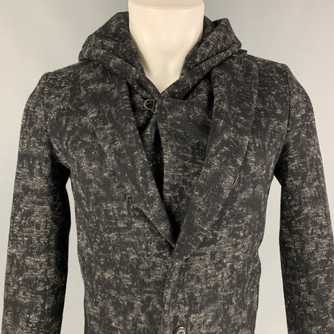 KAZUYUKI KUMAGAI (ATTACHEMENT) Taille S Manteau à capuche en marbre gris noir
