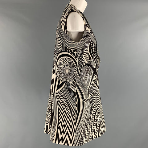 GIVENCHY SS10 Size M Black White Geometric Open Front Vest