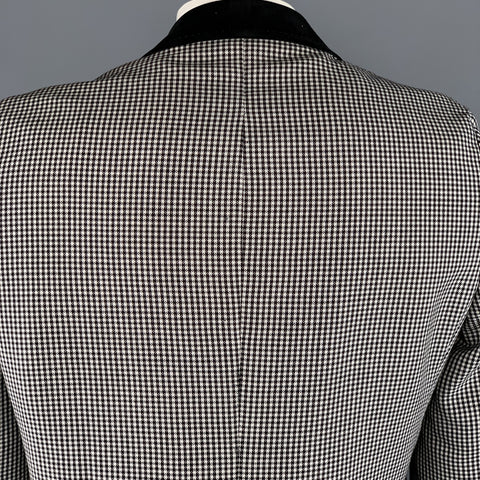 GUCCI Size 44 Black & White Checkered Plaid Wool Blend Suede Collar Notch Lapel Sport Coat