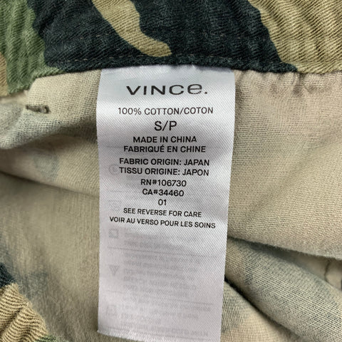 VINCE Pantalones cortos cargo de algodón de camuflaje verde y marrón talla S