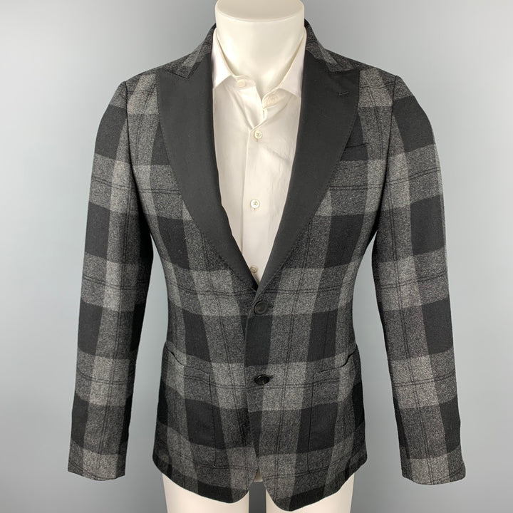 MESSAGERIE Size 36 Grey & Black Plaid Wool Blend Peak Lapel Sport Coat