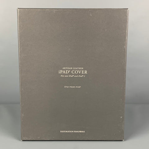 RESTORATION HARDWARE Étui iPad en cuir gris