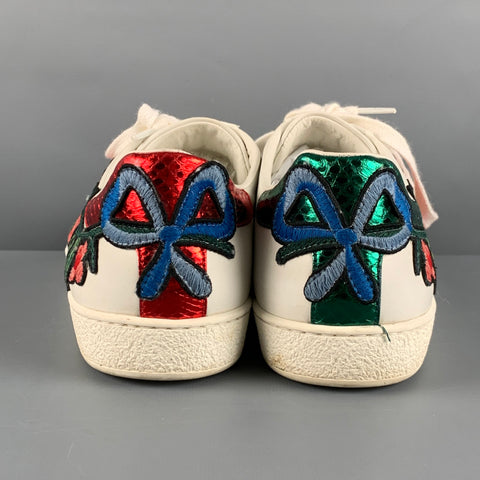 GUCCI Taille 10.5 Baskets basses brodées en cuir multicolore blanc