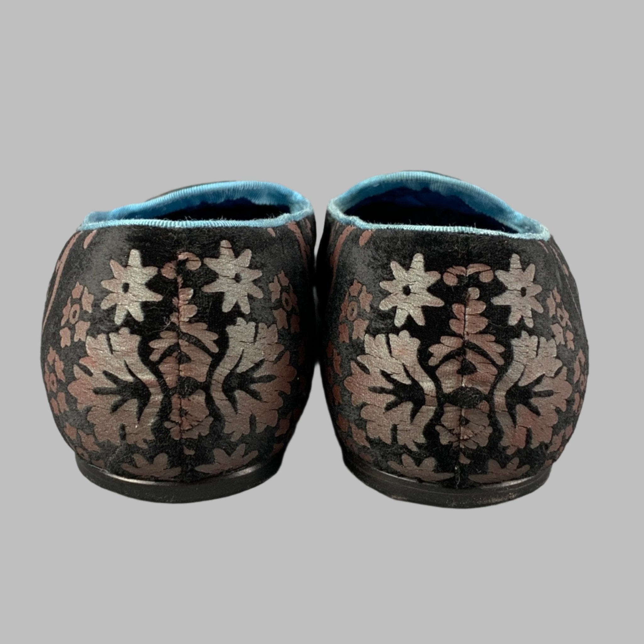 2003SS GUCCI by Tom Ford 和柄刺繍シルクスカーフ 00s 2003SS GUCCI by Tom Ford 和柄刺繍シルクスカーフ 00s