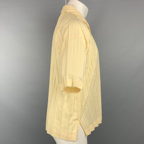 ISSEY MIYAKE HOMME PLISSE Size M Yellow Wrinkled Button Up Short Sleeve Shirt