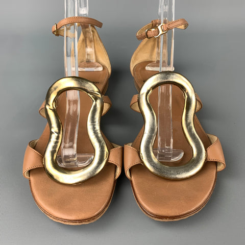 PIERRE HARDY Talla 9 Sandalias con adornos en tono dorado de cuero color canela