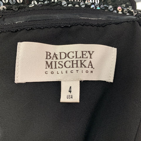 BADGLEY MISCHKA Vestido cruzado con lentejuelas de seda en blanco y negro talla 4