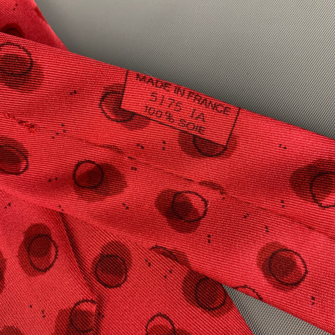 HERMES 5175 IA Red Circles Silk Tie