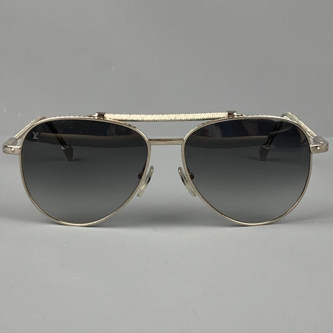 LOUIS VUITTON Silver Grey Metal Aviator Sunglasses
