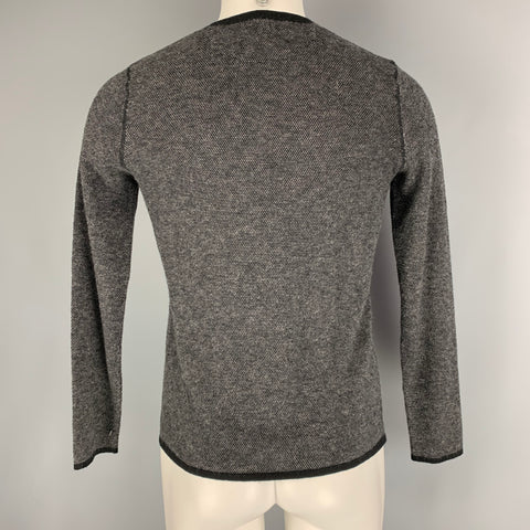 VINCE Jersey Henley de lana/cachemira con cabeza de clavo gris y negro talla S