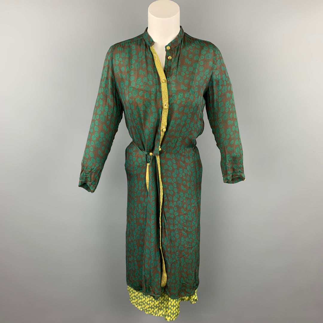 HAZEL BROWN Taille 2 Robe portefeuille en soie florale verte