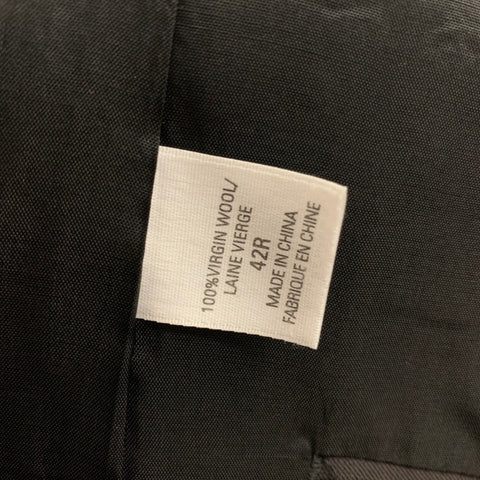 ELIE TAHARI  Size 42 Regular Navy Pinstripe Virgin Wool Notch Lapel Suit