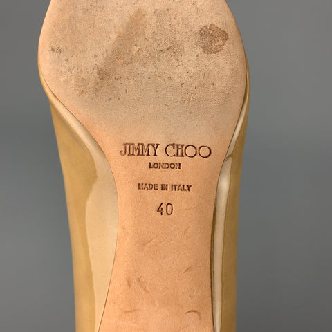 JIMMY CHOO Zapatos de salón con tacón de gatito en charol beige Talla 10