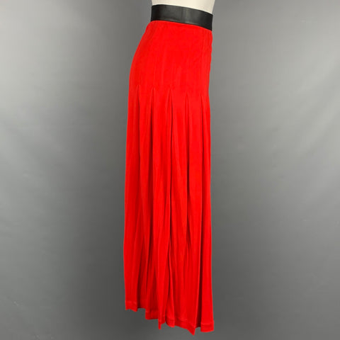 GIVENCHY Pre-Fall 2018 Talla 6 Falda plisada midi de dos tonos de viscosa / poliéster roja y rosa