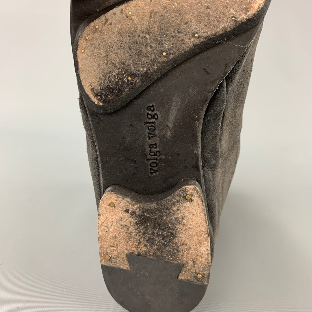 VOLGA VOLGA Size 7.5 Grey Distressed Leather Ankle Boots