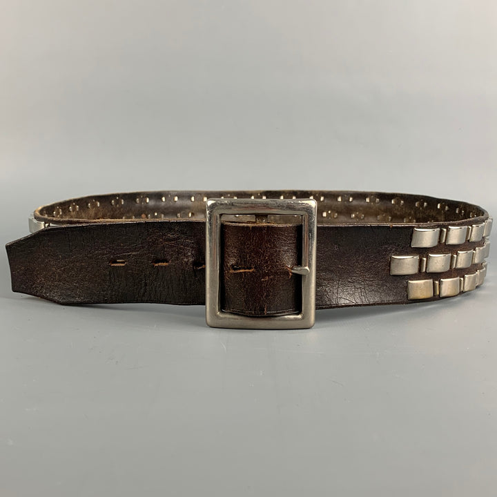 VINTAGE Tamaño 38 Cinturón de cuero con tachuelas marrón y plata