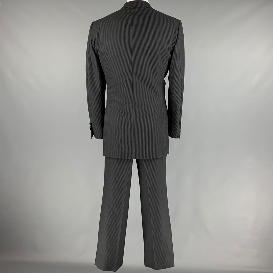 TOM FORD Size 48 Long Black Grey Pinstripe Wool Peak Lapel Suit