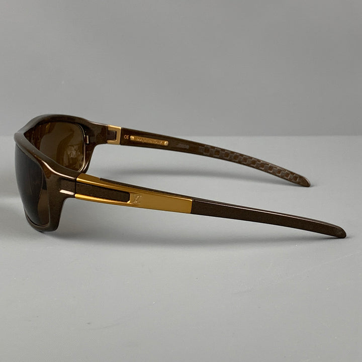 LOUIS VUITTON Brown Gold Acetate Sunglasses & Eyewear