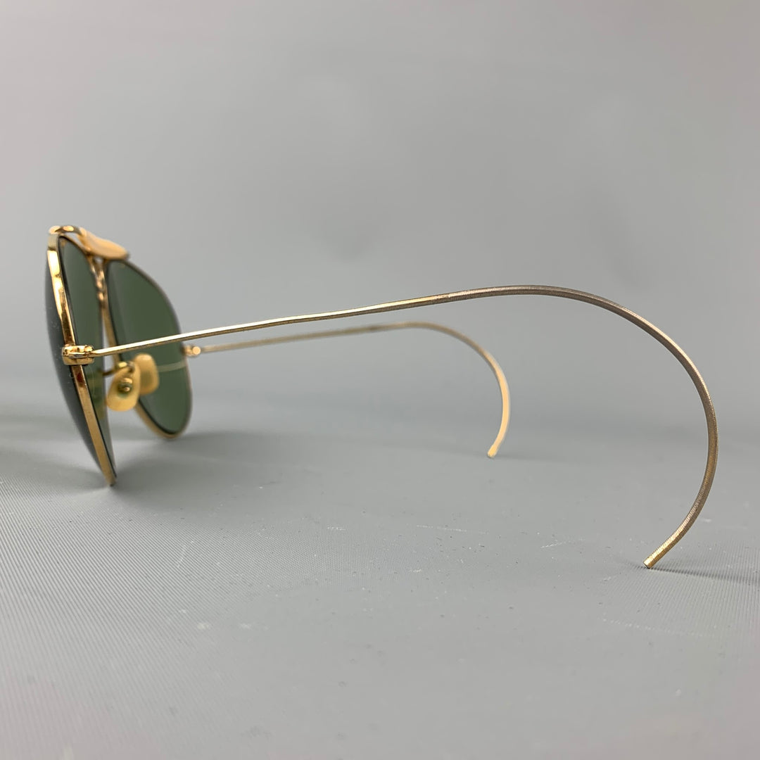 Vintage RAY-BAN Gold Tone Metal Green Lens Sunglasses
