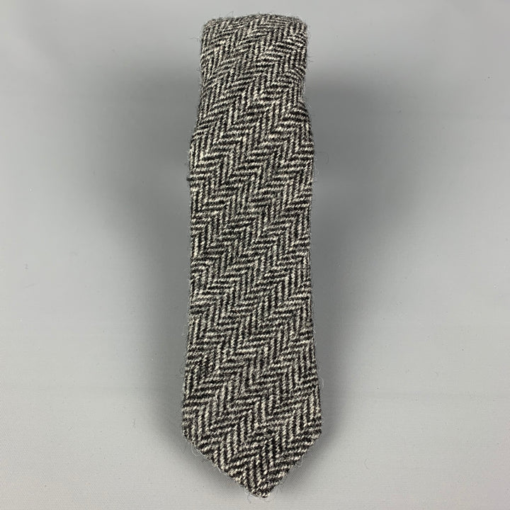 GITMAN BROS Gray Herringbone Wool Tie