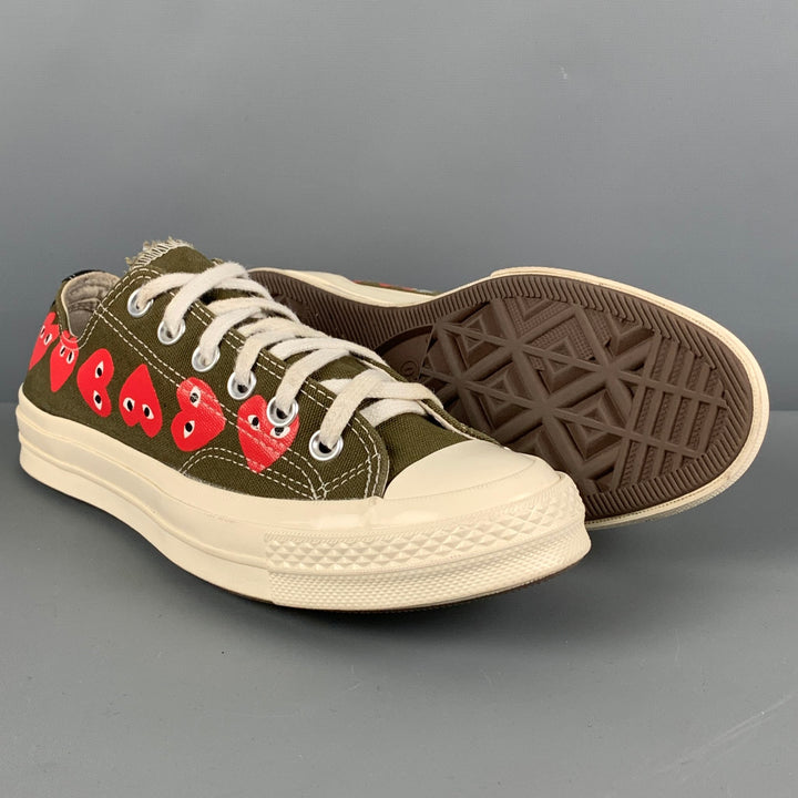 CONVERSE x COMME des GARCONS PLAY Size 7 Green Red Canvas Heart Sneakers
