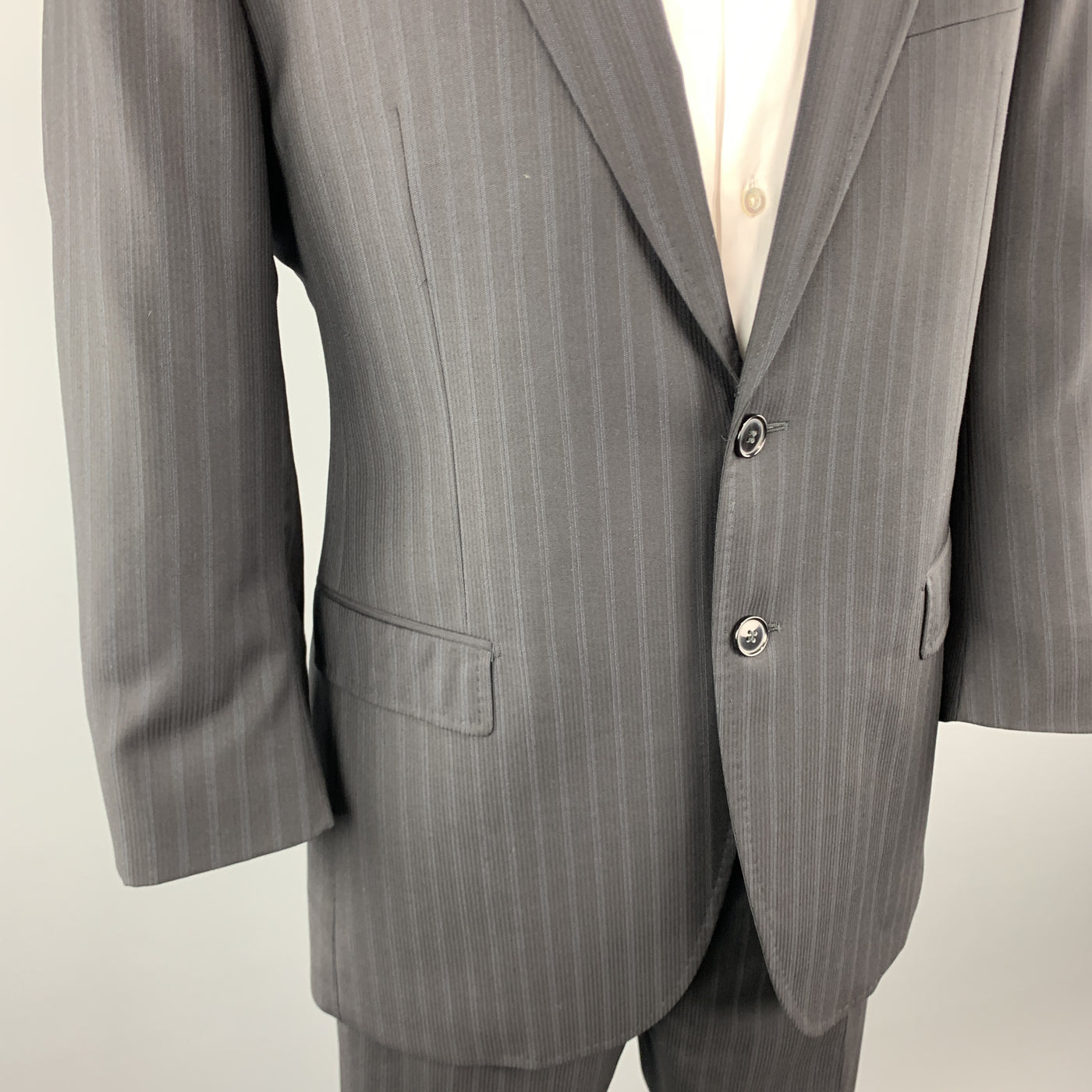 DOLCE & GABBANA 42 Regular Black Wool Peak Lapel 34 x 28 Suit