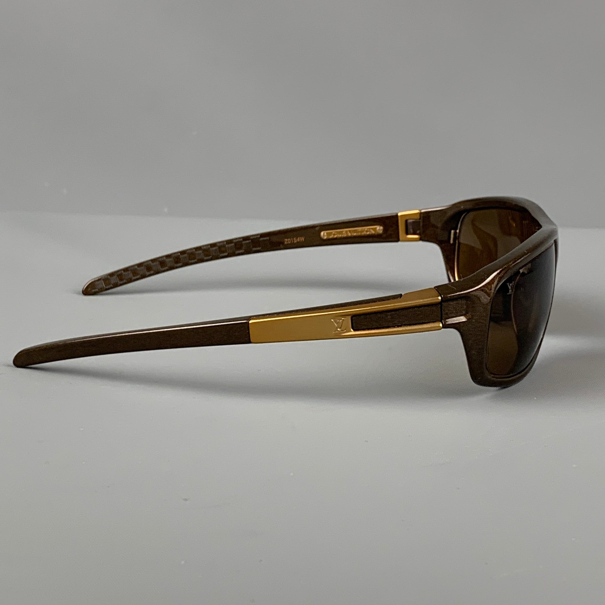 LOUIS VUITTON Brown Gold Acetate Sunglasses – Sui Generis Designer