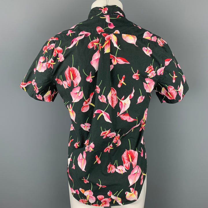 GITMAN VINTAGE Talla M Camisa de manga corta con botones de algodón floral negro y rosa