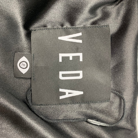 VEDA Chaqueta corta estilo motero de cuero metálico iridiscente plateado talla XS
