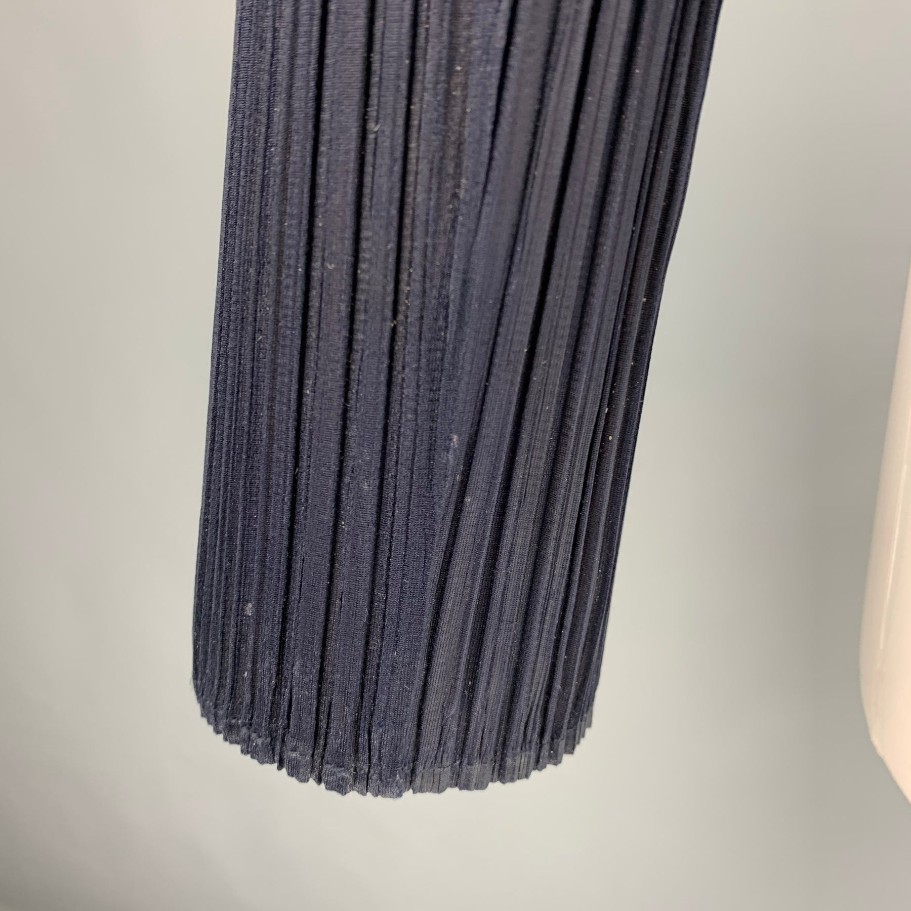 ISSEY MIYAKE me ネイビー カーディガン Free size ISSEY MIYAKE Size M Navy Pleated Open Front Cardigan