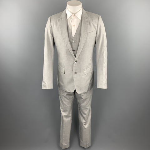 DOLCE & GABBANA Size 38 Regular Light Grey Silk Peak Lapel Suit