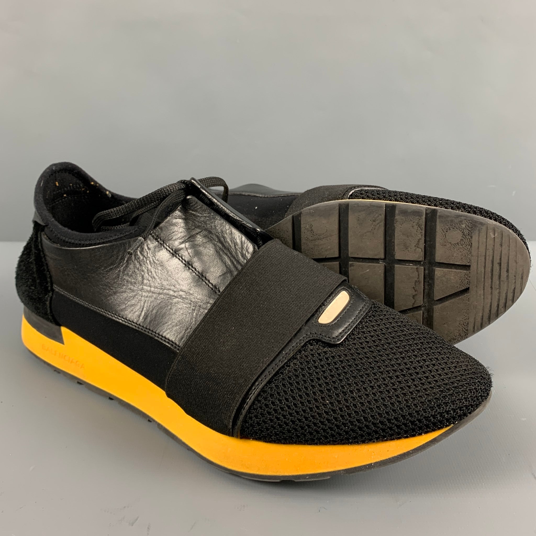 Black and yellow balenciaga cheap runners