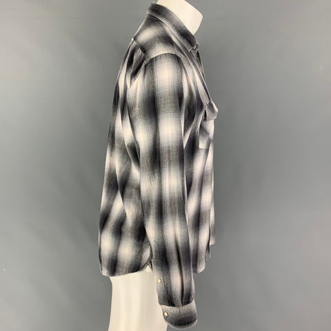 DELUXE Size M Grey White Plaid Cotton Long Sleeve Shirt