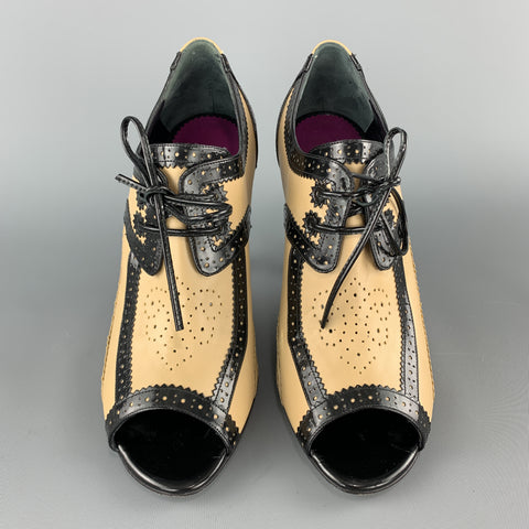CAROLINA HERRERA Size 8 Beige & Back Leather Peep Toe Oxford Booties