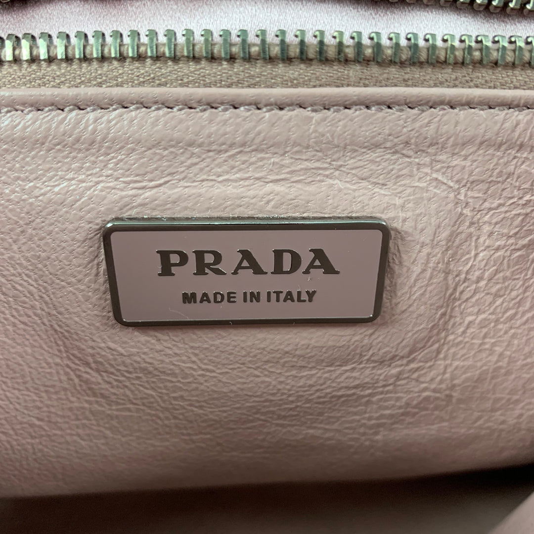 Prada - Authenticated Handbag - Leather White Plain for Women, Very Good Condition