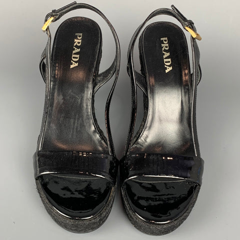 PRADA Talla 6 Sandalias de cuña de alpargata de charol negro