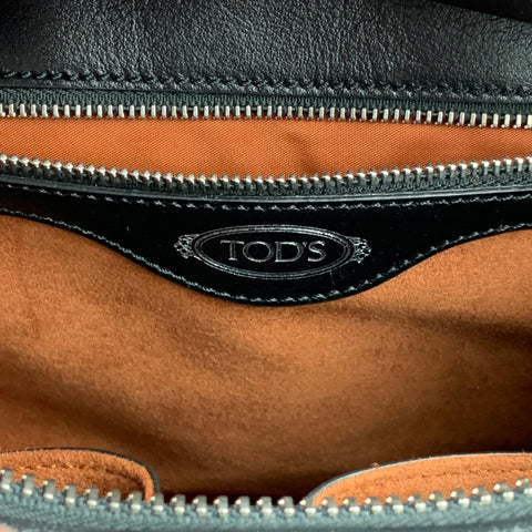 TOD'S Bolso tote Double T de piel lisa en color negro