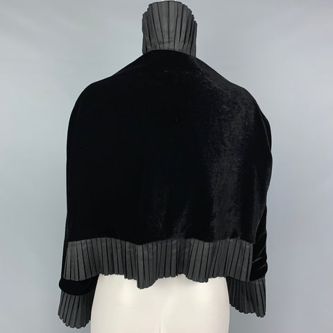 GIORGIO ARMANI Size One Size Black Viscose Ruffle Silk Cape Jacket