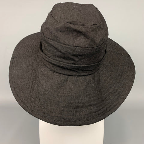 TROPICAL TRENDS Sombrero de ala ancha de lino / algodón negro