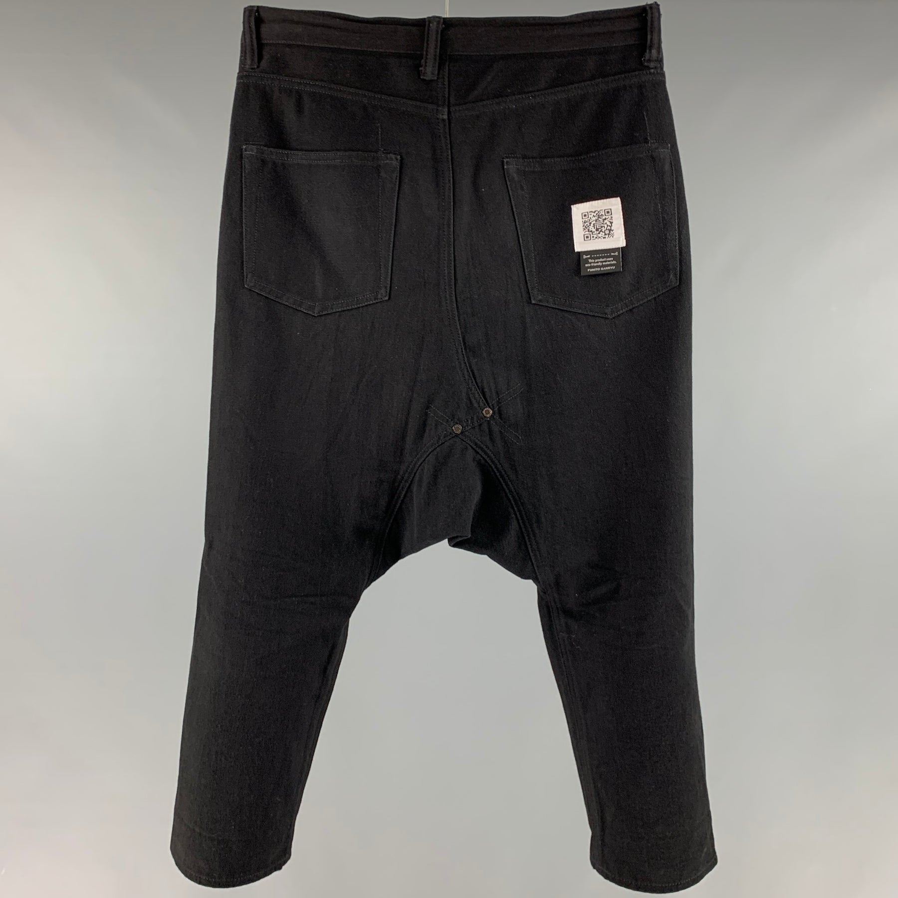 FUMITO GANRYU Size S Black Cotton Drop Crotch Casual Pants – Sui Generis  Designer Consignment