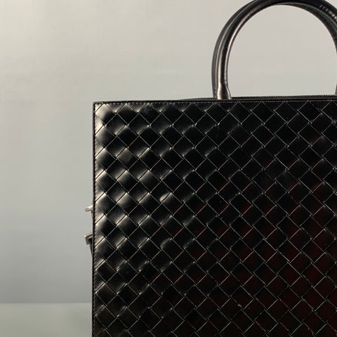 BOTTEGA VENETA Black Intrecciato Leather Shoulder Bag