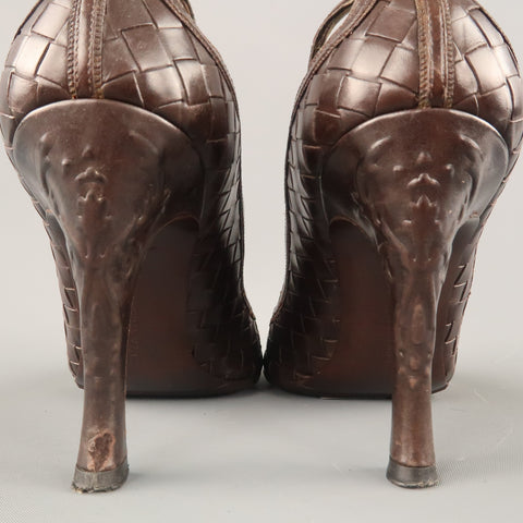 BOTTEGA VENETA Talla 6.5 Zapatos de tacón peep toe de cuero Intrecciato tejido marrón 