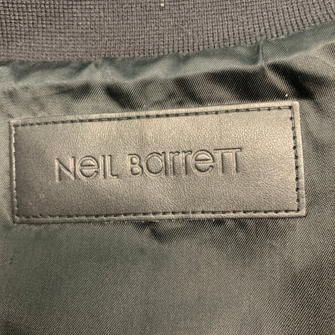 NEIL BARRETT Taille M Veste zippée en cuir matelassé blanc noir