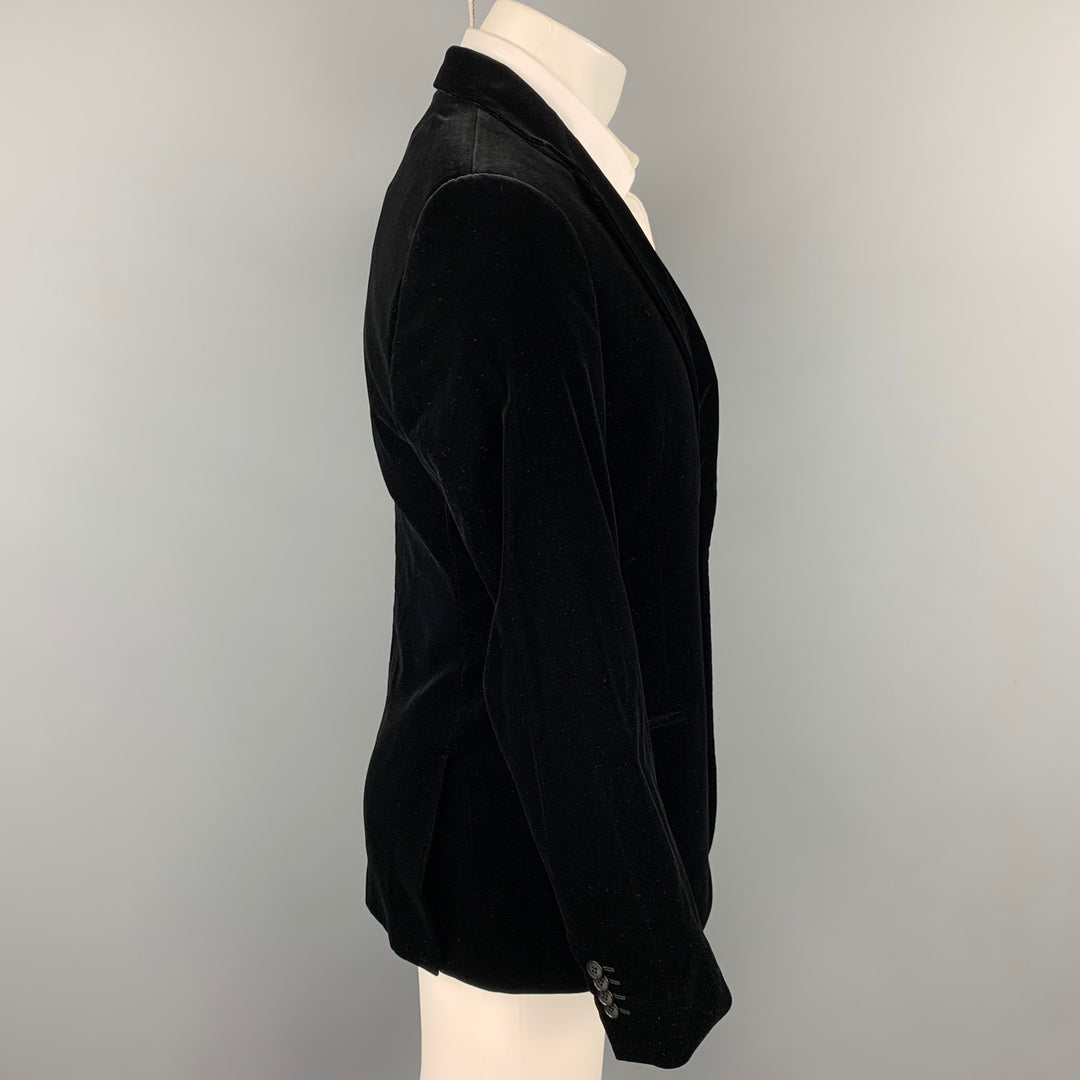 GIORGIO ARMANI Soho Size 40 Black Velvet Notch Lapel Sport Coat